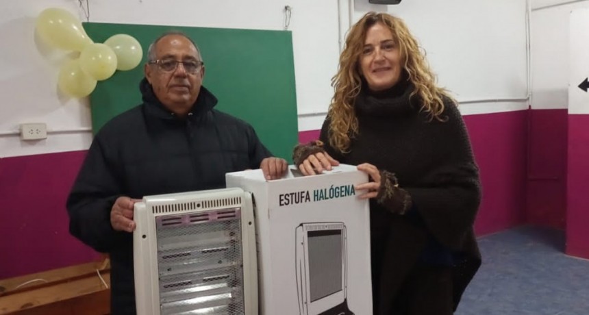 Chiche Lagar:  Apoyemos a nuestros adultos mayores a terminar sus estudios