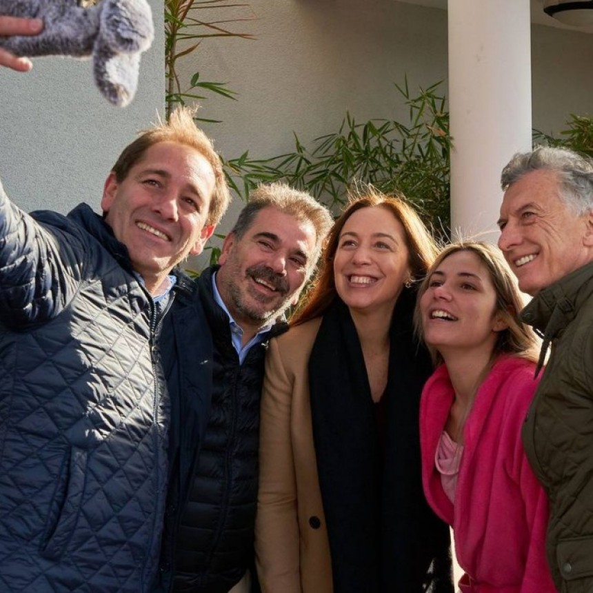 MACRI, VIDAL Y RITONDO RECORRIERON EL ARROYO ‘EL GATO’ EN LA PLATA