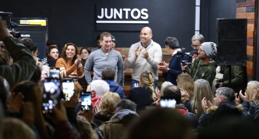 MARTINIANO MOLINA Y DIEGO SANTILLI LANZARON EN QUILMES EL INSTITUTO REPÚBLICA