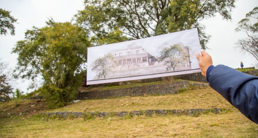 El Intendente presentó el proyecto de reconstrucción de la Casa de los Costa