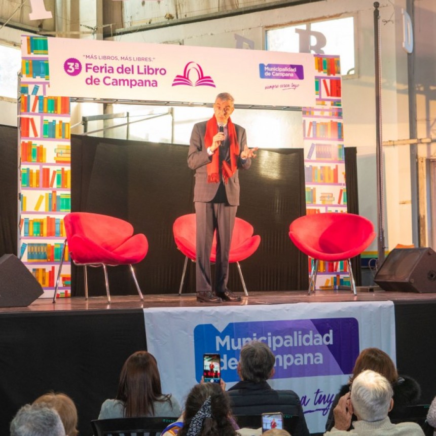 Con una gran concurrencia de público, comenzó la tercera Feria del Libro de Campana