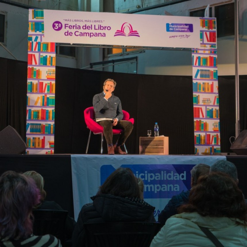 Este lunes llegan Felipe Pigna y Tomás Balmaceda a la Feria del Libro de Campana