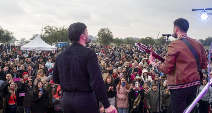 El Intendente y Elisa Abella acompañaron a las familias en la Fiesta de la Virgen del Canchillo