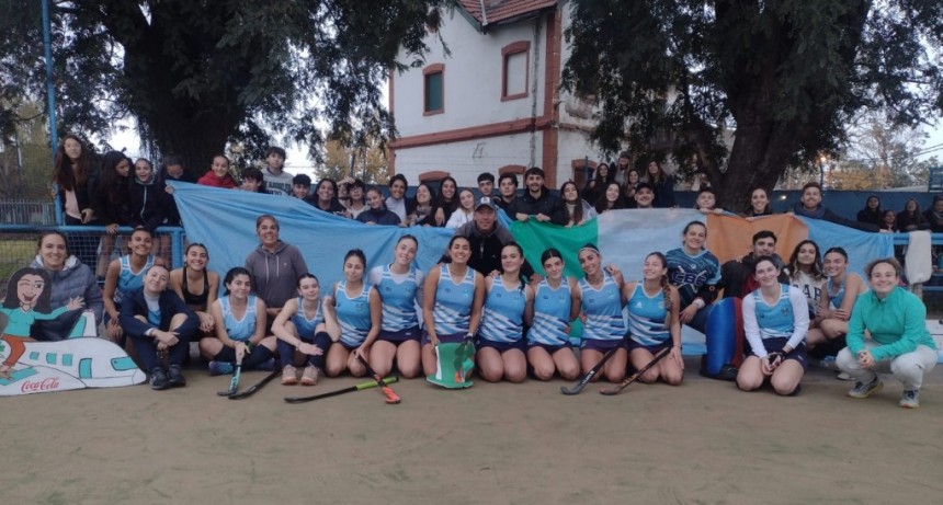 C.B.C : Hockey femenino DERROTA COMO LOCAL