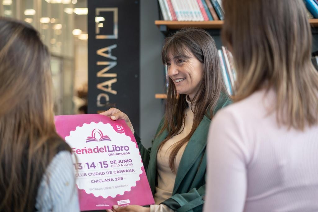 Elisa Abella brindó detalles de la 5ª edición de la Feria del Libro de Campana