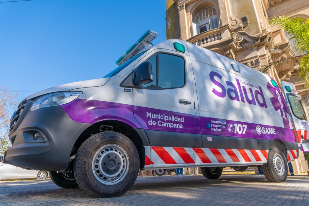 Abella presentó una nueva ambulancia de alta complejidad para el SAME