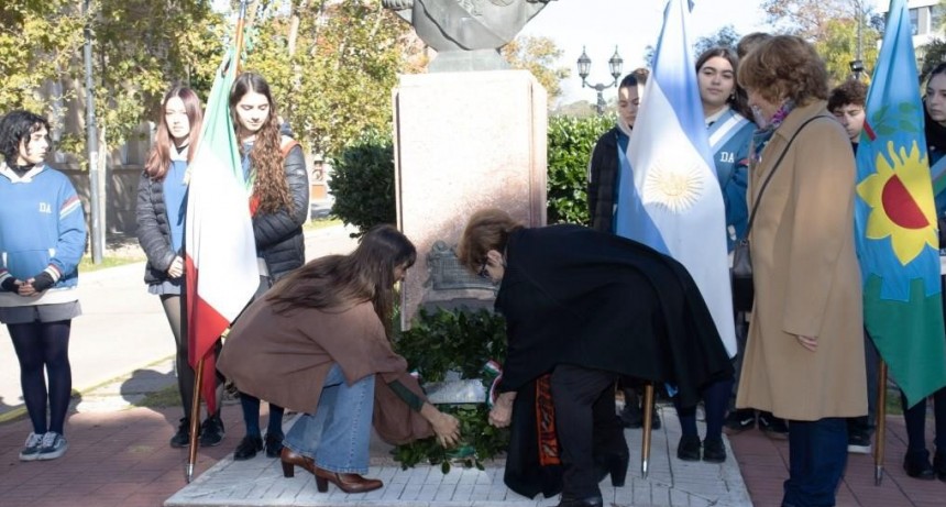 Campana celebró el 79° aniversario de la República de Italia