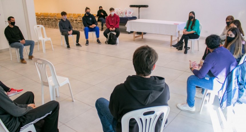 Elisa Abella se reuni&oacute; con destacados deportistas de la ciudad 