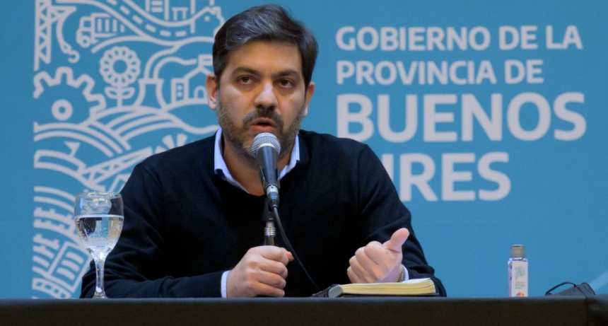 Bianco y Simone firmaron contratos para obras de vialidad en la provincia