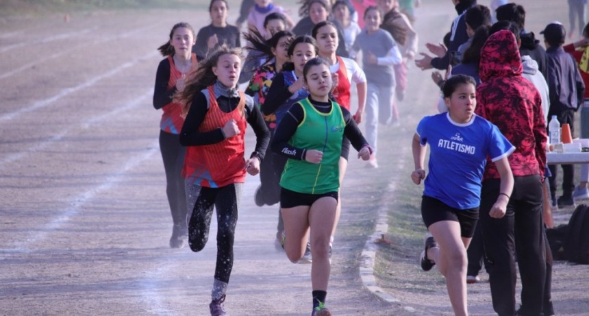 Atletismo : el Club Ciudad de Campana fue sede de un Torneo de Pista y Campo