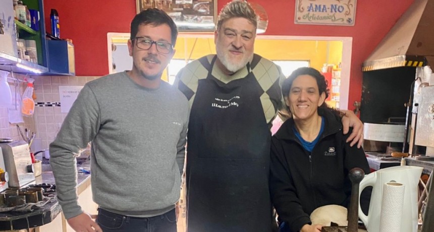 EL ARTISTA CAMPANENSE WALTER MELO RECIBIÓ EN SU TALLER A ALEJO SARNA 