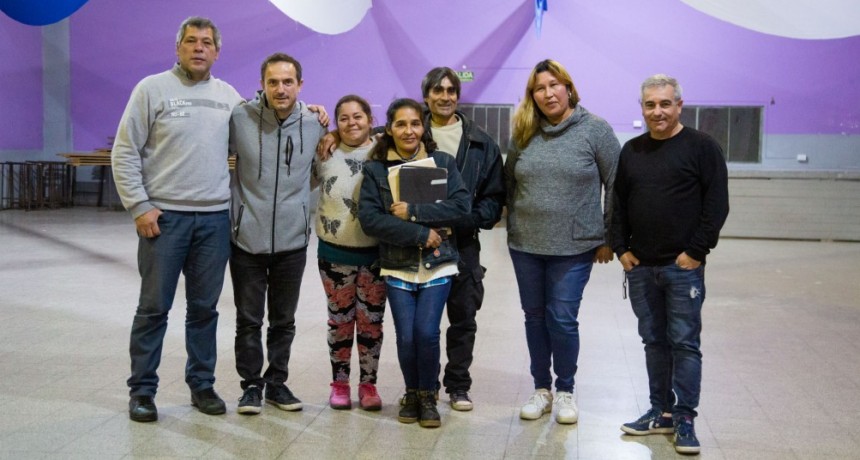 El Intendente también anunció obras de asfalto para el barrio La Josefa