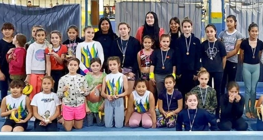 Gimnasia Artística: el Club Ciudad de Campana desarrolló un nuevo Torneo Interno
