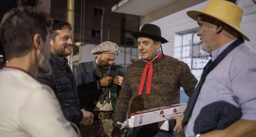 Brutti acompañó el festejo del 9 de Julio de Pampa y Cielo