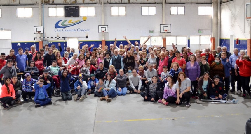 El Intendente visitó la Colonia de Invierno y destacó el amplio abanico de propuestas del Municipio en estas vacaciones 