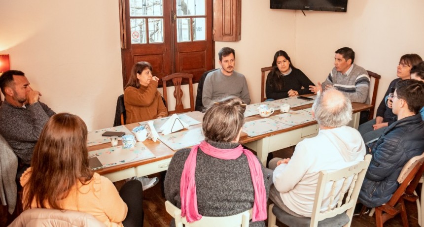 Alejo Sarna: “Mientras Abella cuida las grandes franquicias, nosotros vamos a cuidar el comercio local”