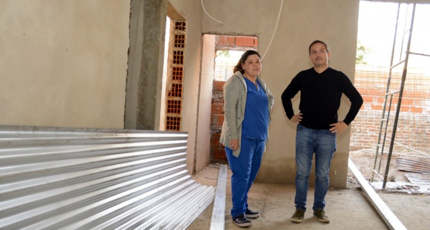 Abella destacó el importante avance de las obras en los tres nuevos centros de salud barriales