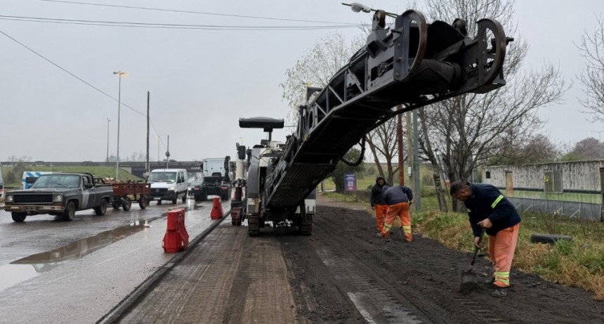 Abella celebró el comienzo de la obra de repavimentación de la Ruta 4