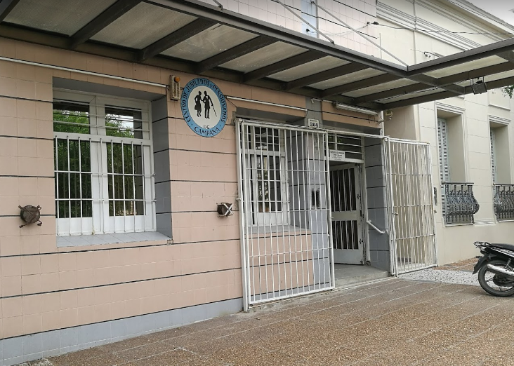 CENTRO DE JUBILADOS Y PENSIONADOS DE CAMPANA CALLE MORENO               