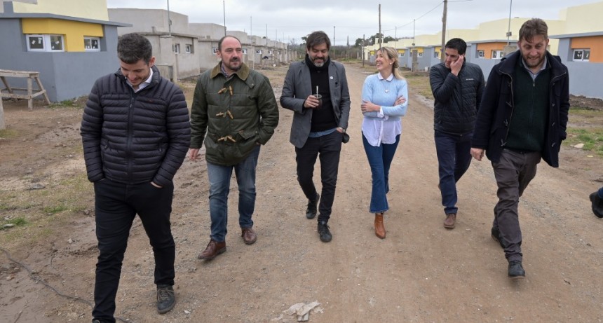 Carlos Bianco:  El compromiso de la Provincia es seguir avanzando con la obra pública