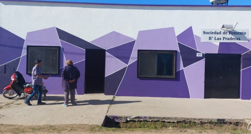 Las cooperativas siguen llenando de color las sociedades de fomento de los barrios 