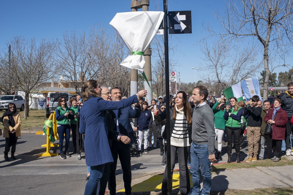 Abella acompañó el homenaje a Marita Nabais y destacó el gran legado que dejó en la ciudad
