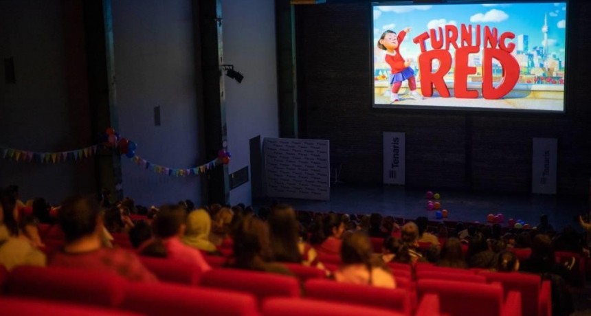 Más de 450 personas disfrutaron de dos películas de Disney en el Auditorio de Tenaris
