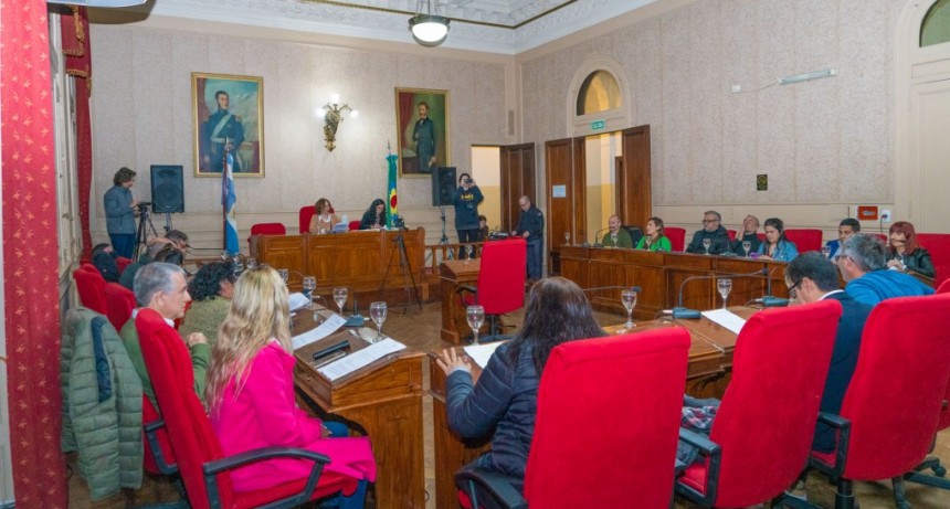 El H.C.D designó “Marita Nabais” a la calle frente a la Casa Esperanza