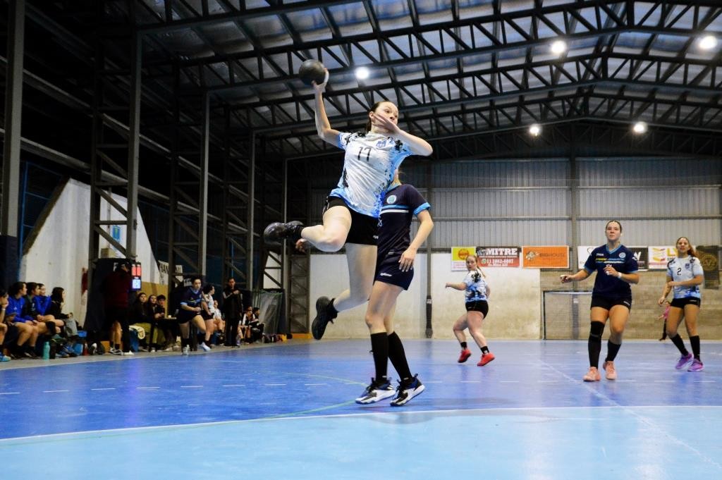 Handball Primera femenino : CBC vs. Centro Asturiano