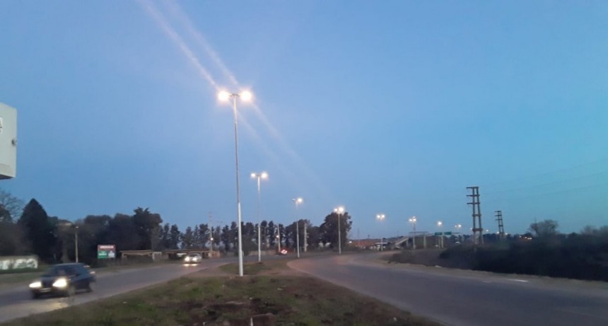 Iluminaci&oacute;n de Ruta 6: reparan y colocan un transformador que hab&iacute;a sido robado