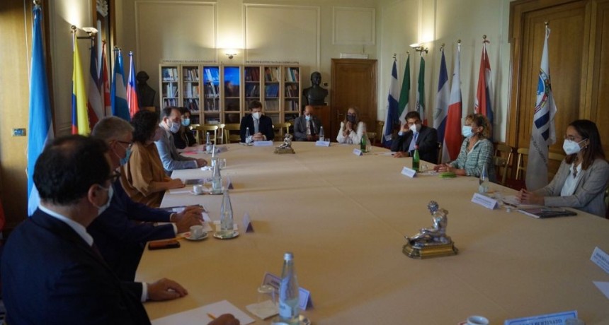 LA MINISTRA VIZZOTTI MANTUVO UNA REUNIÓN CON AUTORIDADES DEL INSTITUTO ITALO LATINOAMERICANO Y DEL INSTITUTO SUPERIOR DE SALUD DE ITALIA