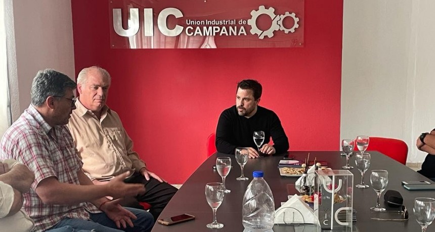 El Diputado Nacional Martin Tetaz Visito la UIC - Se trató el tema COMPRE NEUQUINO