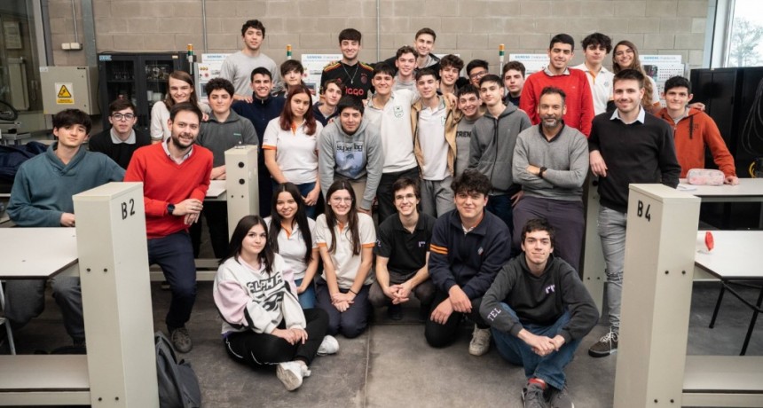 La ETRR y Fundación Siemens compartieron un encuentro tecnológico para estudiantes en Campana