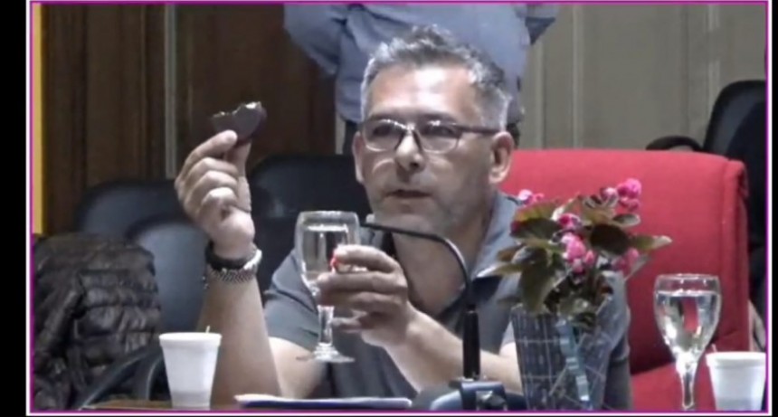 Contreras : “Kicillof pretende alimentar a los pibes con tan solo $141 por día”