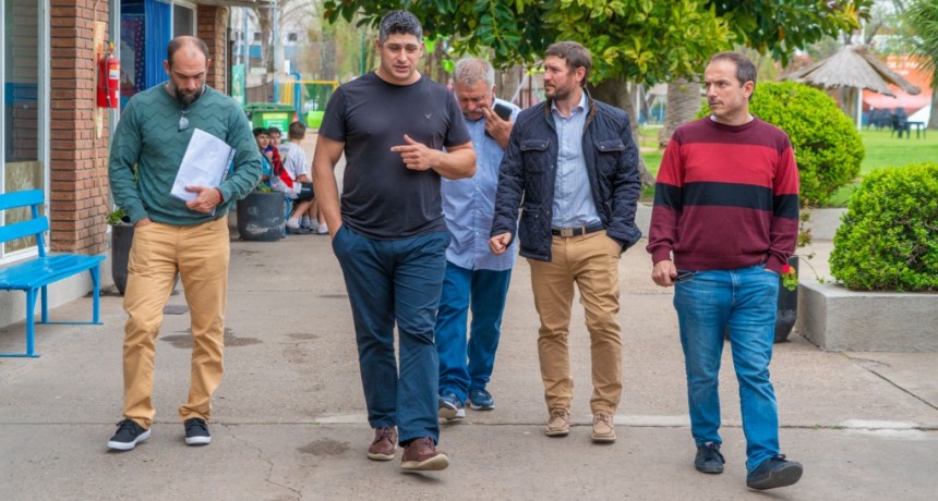 El intendente Abella se reunió con las nuevas autoridades del Campana Boat Club