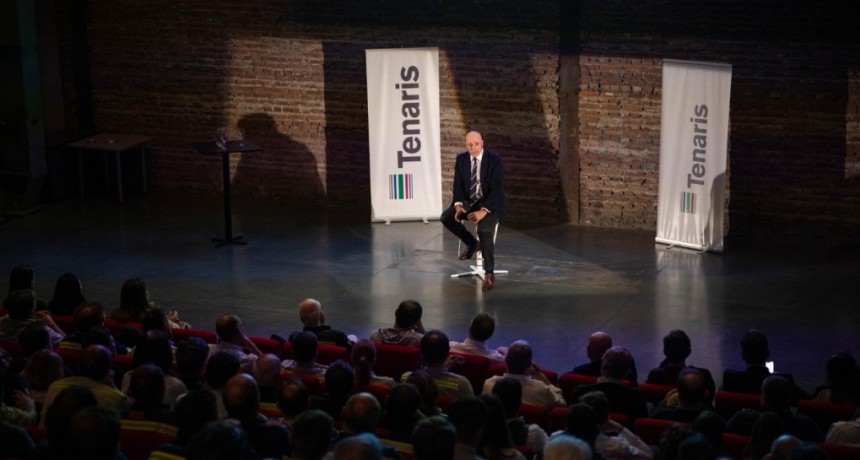 Carlos Pagni analizó el escenario político argentino en un nuevo Ciclo de Charlas con Líderes de Tenaris