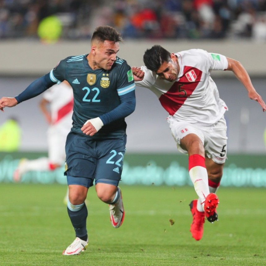 Sin repetir la actuaci&oacute;n del domingo, Argentina gan&oacute; el partido ante Per&uacute; 