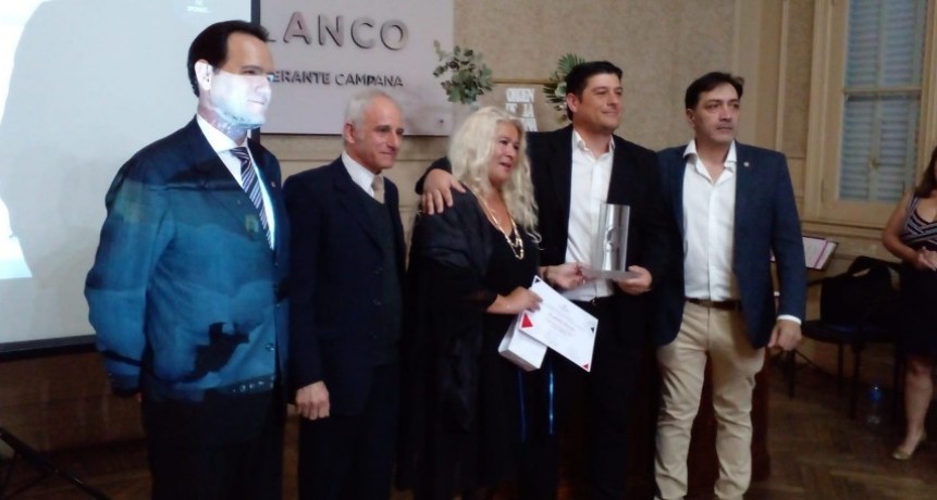 Entrega de la Orden de la Campana
