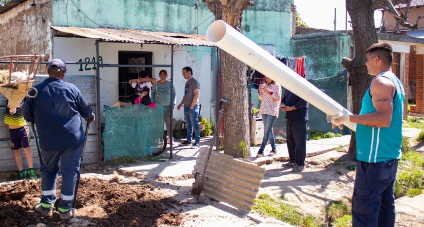 El plan de regulación de conexiones cloacales ya alcanzó a más de 400 familias