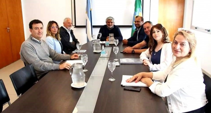Alonso y el ministro Walter Correa analizaron distintas iniciativas en beneficio de los trabajadores