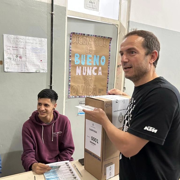 Madrugador voto de Sebastián Abella