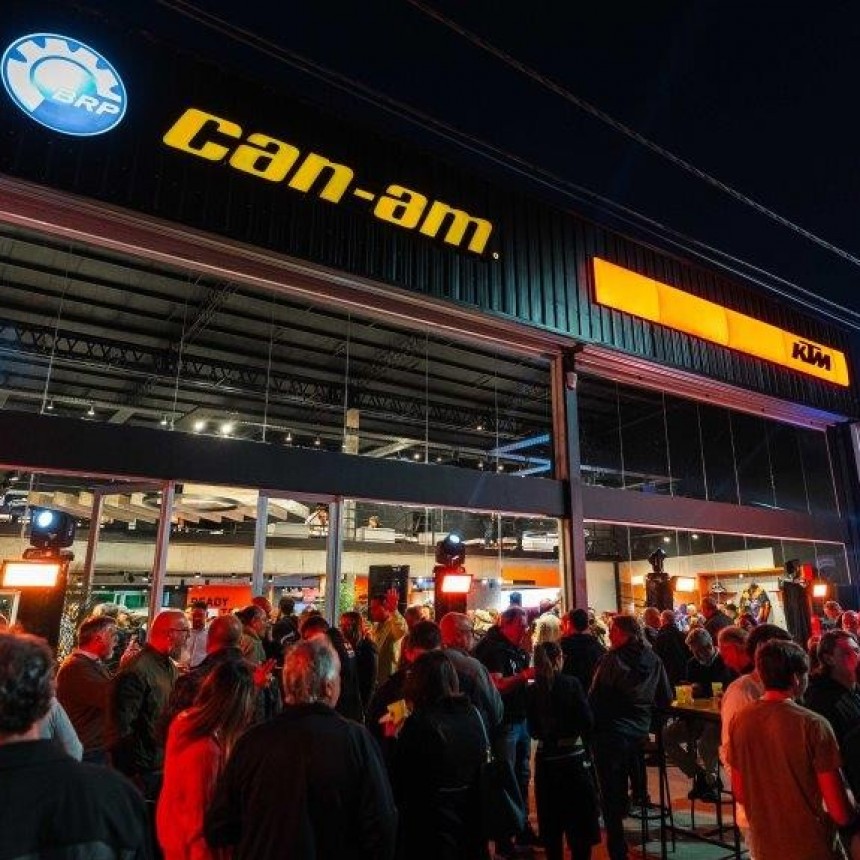 KTM y Can-Am llegaron a la ciudad de La Plata