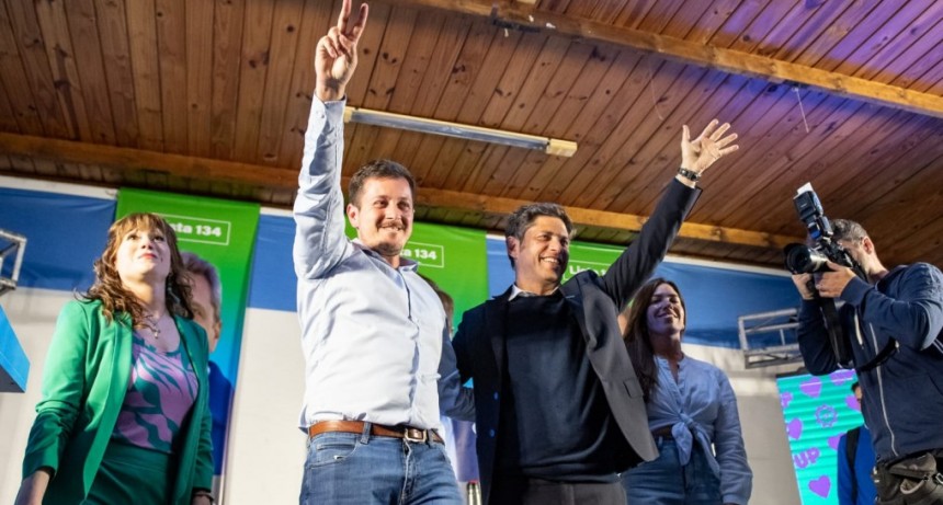 Con un contundente apoyo de Axel Kicillof, Alejo Sarna  cerró su campaña