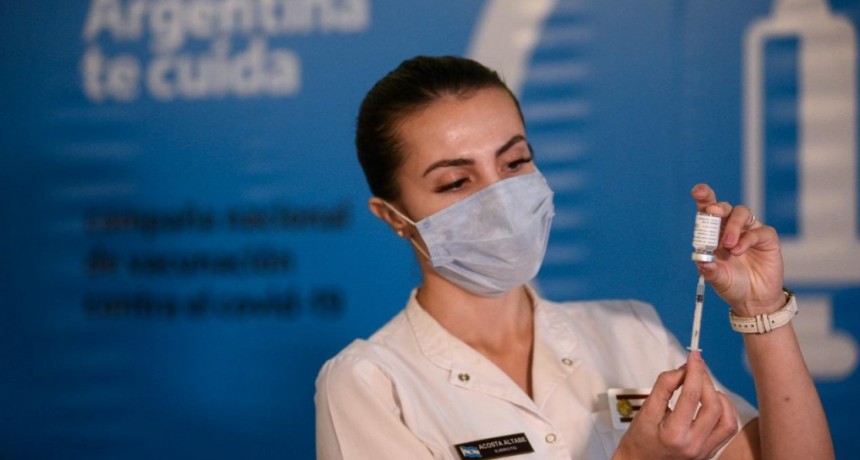 BUENOS AIRES VACUNATE : Comienza la aplicación de una tercera dosis de refuerzo para el personal de salud 