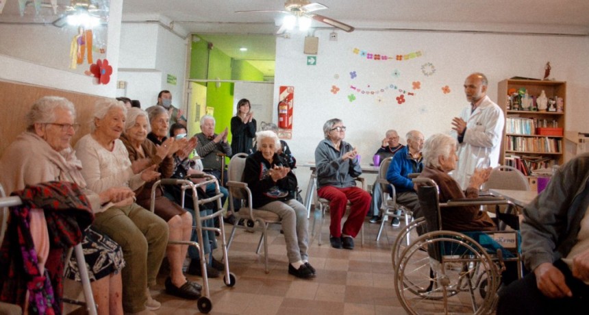 Residentes del Hogar Municipal de Ancianos protagonizaron un emotivo video para reflexionar sobre la vejez