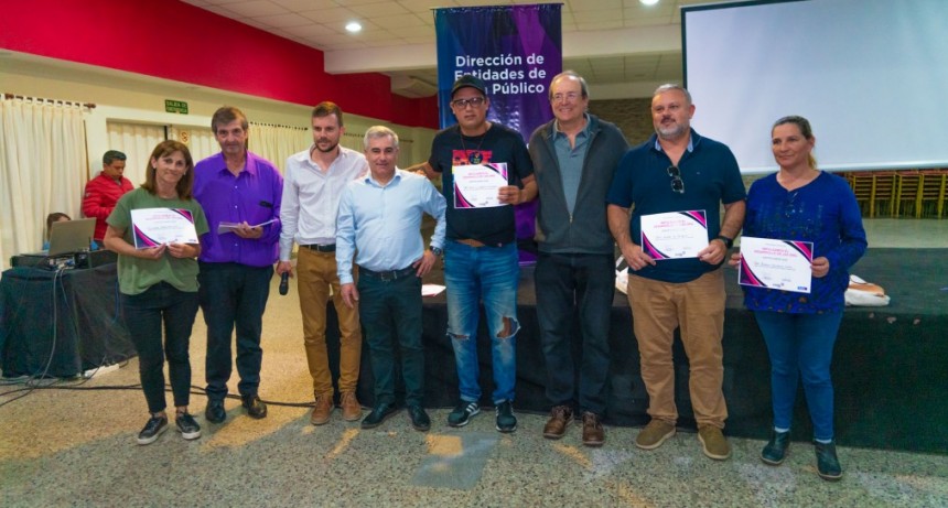 Con la entrega de certificados, finalizó la capacitación destinada a organizaciones sociales 