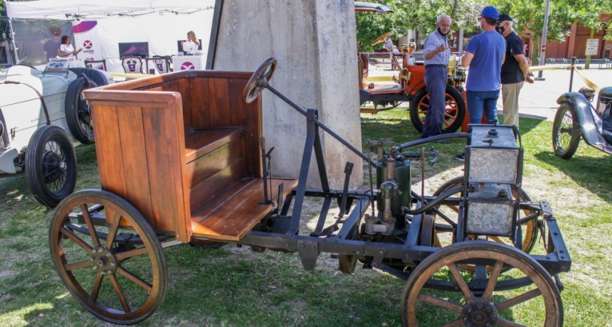 El domingo 13 se realizará la Fiesta del Primer Automóvil