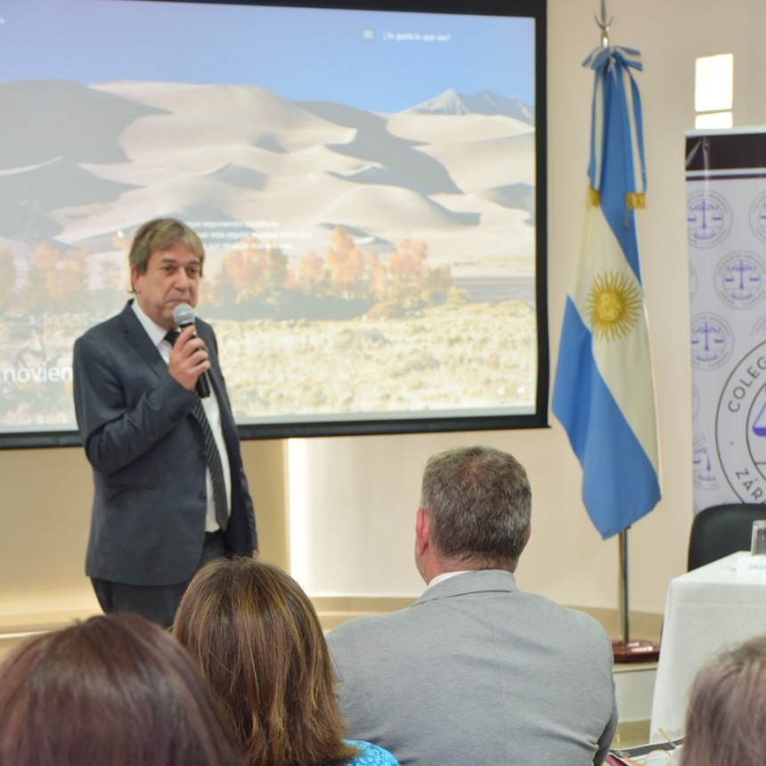 EXITOSA JORNADA SOBRE LA JUSTICIA ADMINISTRATIVA BONAERENSE EN EL COLEGIO DE ABOGADOS ZÁRATE CAMPANA