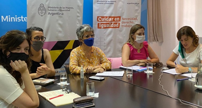 Reuni&oacute;n con centrales sindicales para debatir el anteproyecto de ley por un Sistema Integral de Cuidados con Perspectiva de G&eacute;nero