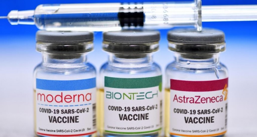  MINISTROS DE SALUD DE TODO EL PAÍS ACORDARON ACOTAR A 5 MESES EL TIEMPO PARA LA APLICACIÓN DE LAS DOSIS DE REFUERZO 